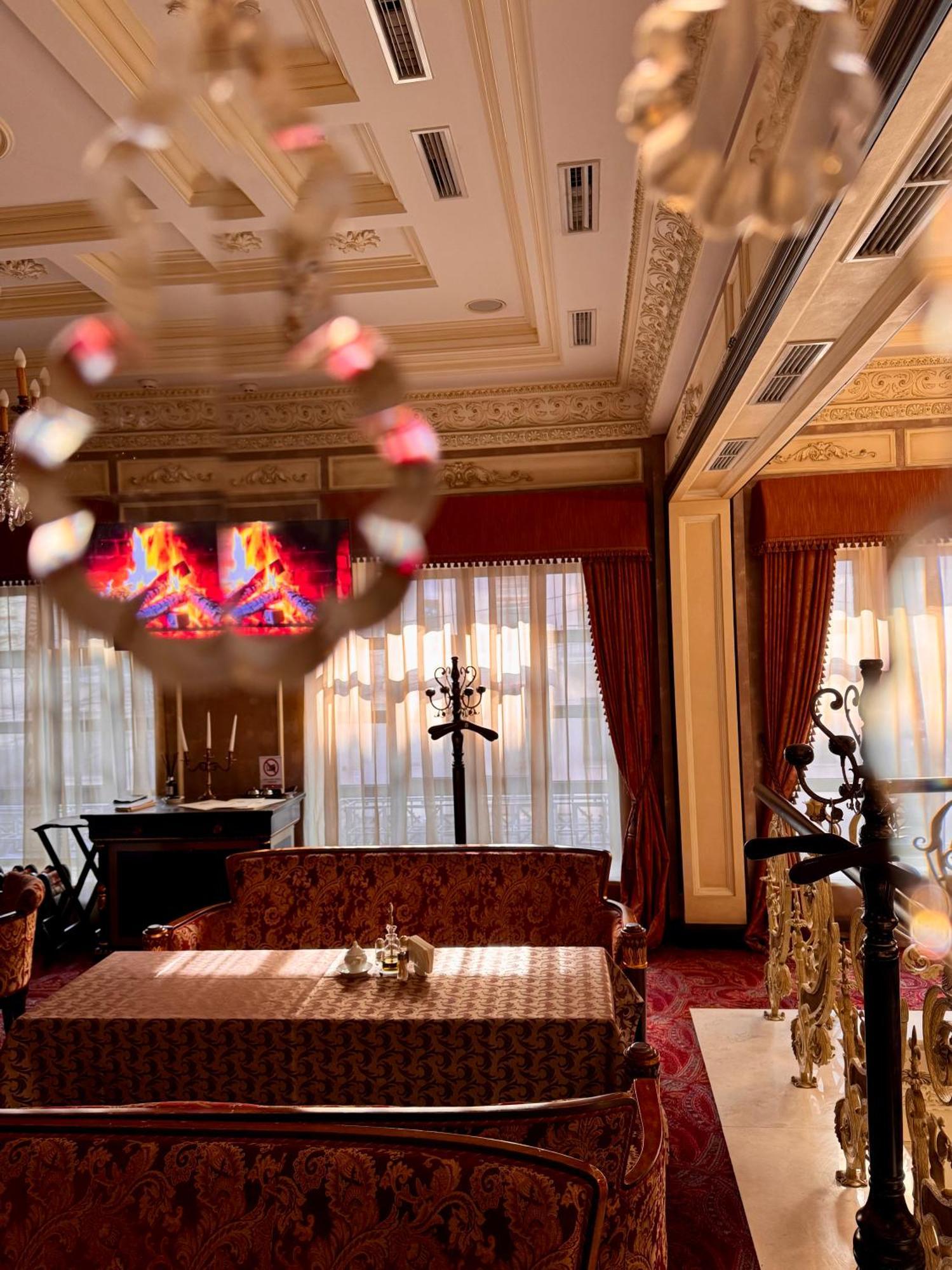 Axelhof Boutique Hotel Dnipro Exterior foto